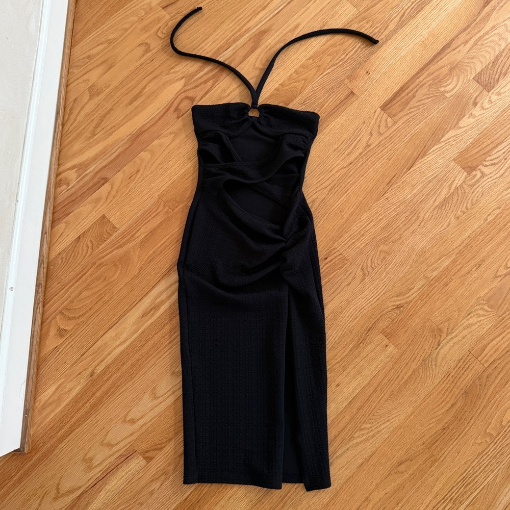 Black cutout o ring bandeau halter dress